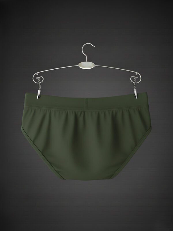 Brief Adán Verde militar